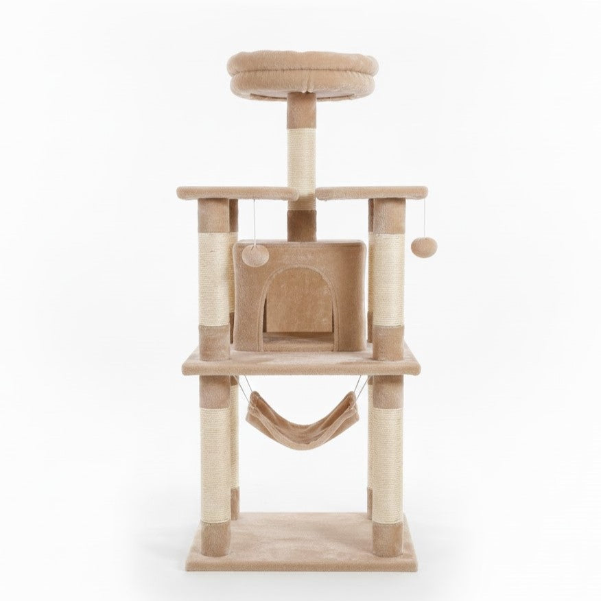 Kattenhuis met meerdere niveaus en slaapmand