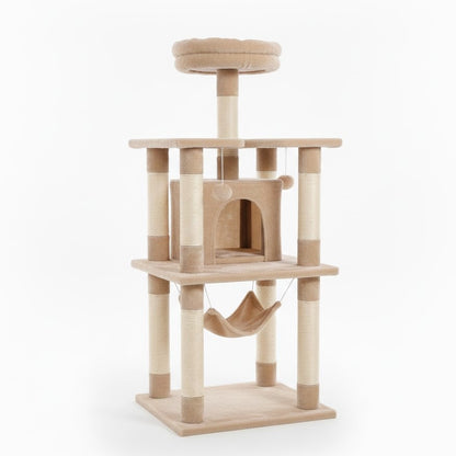 Kattenhuis met meerdere niveaus en slaapmand